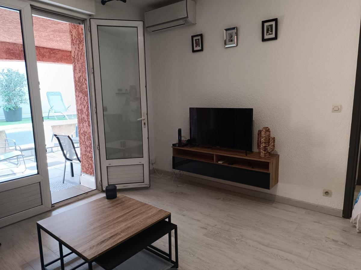 Appartement A 50 Metres De La Plage Fréjus Extérieur photo