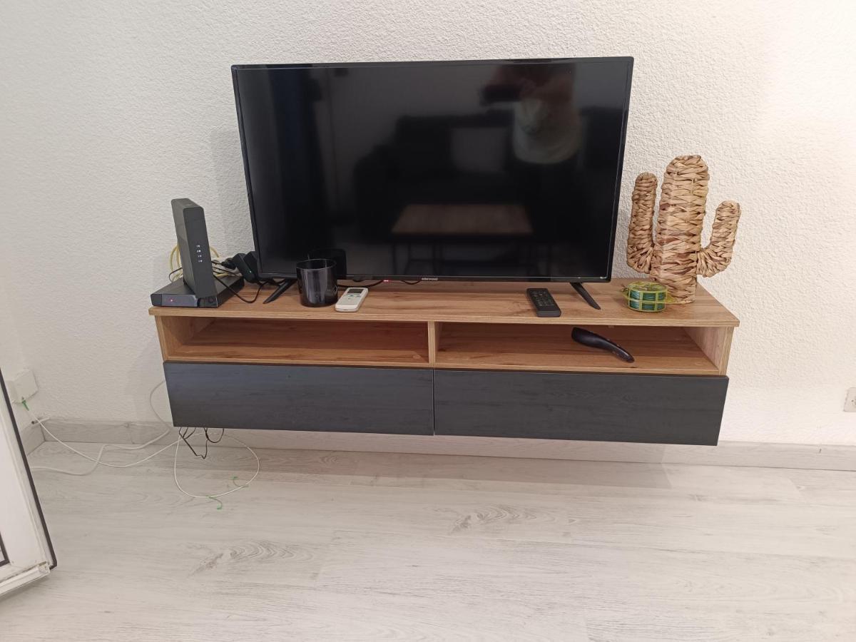 Appartement A 50 Metres De La Plage Fréjus Extérieur photo